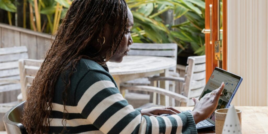 Iedereen maakt content. Maar wie bewaakt nog het verhaal? Over storytelling als organisatievermogen